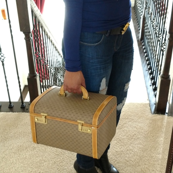 Gucci Handbags - Authentic Vintage Gucci Train Case Toiletry Makeup
